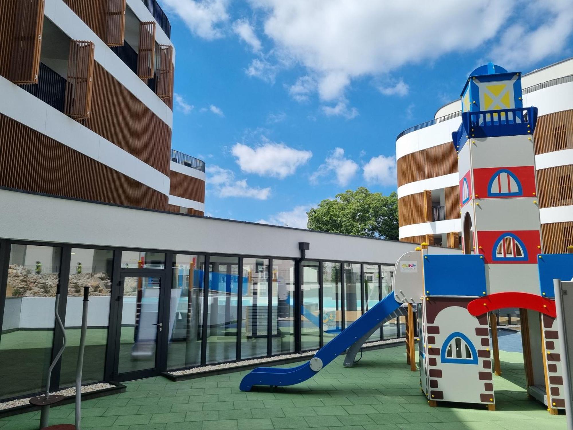 Baltic Waves Resort Baseny Bawialnia Silownia Garaz W Cenie 미엥지즈드로예 외부 사진