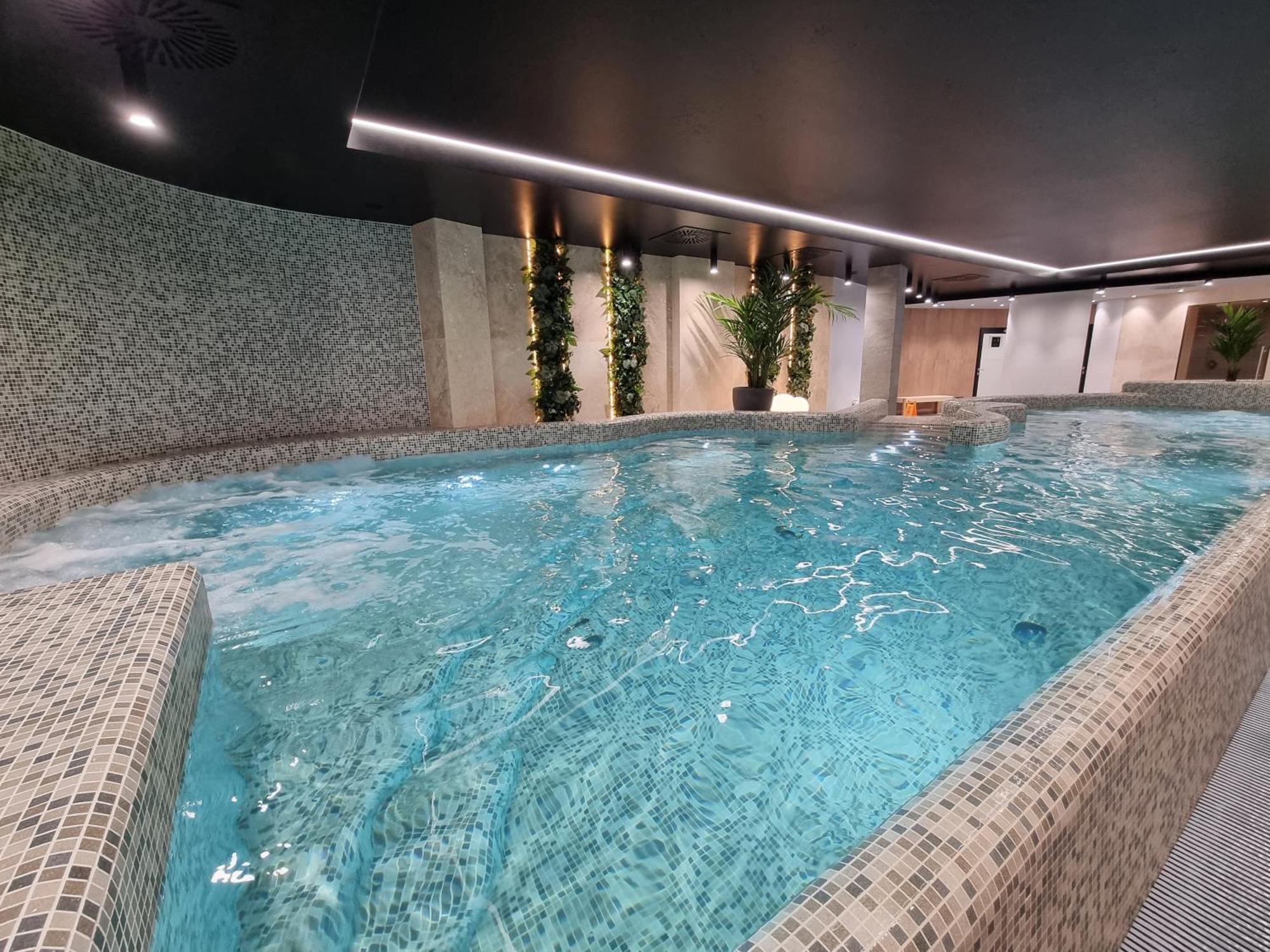 Baltic Waves Resort Baseny Bawialnia Silownia Garaz W Cenie 미엥지즈드로예 외부 사진